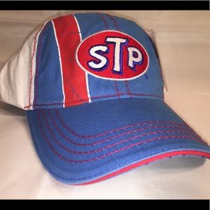 STP Adjustable Cap